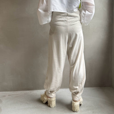 Fleece Tucked volume pants【ハモミシノオトナフク】