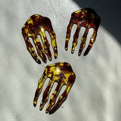 Acrylic comb - mountain