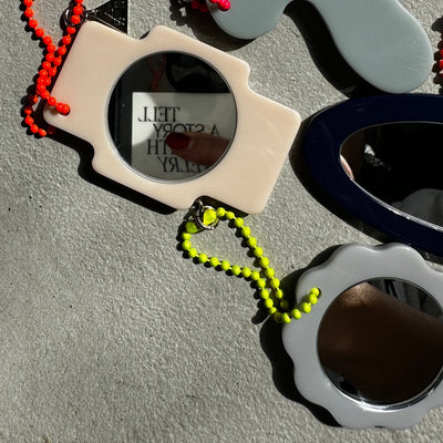 Graphic Mirror  (S)