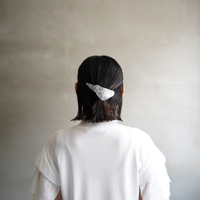 Shell Barrette B
