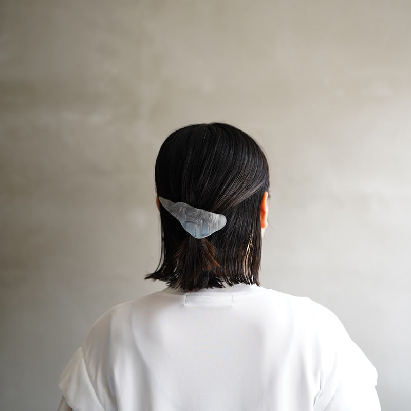 Shell Barrette B