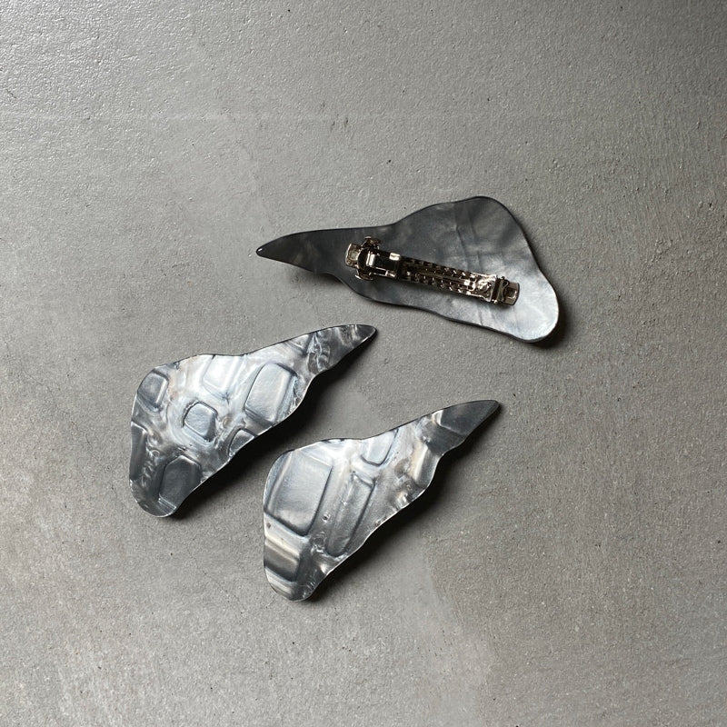 Shell Barrette B