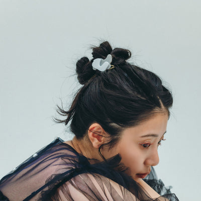 Moment Hair tie