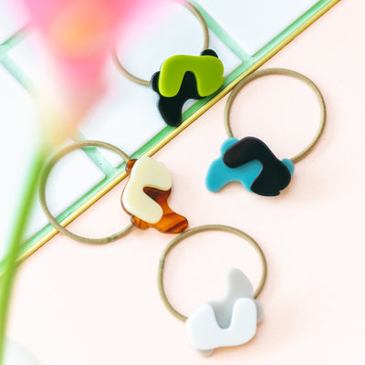 Moment Hair tie