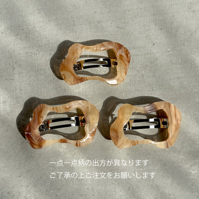 Hole Barrette
