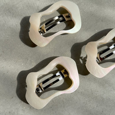 Hole Barrette