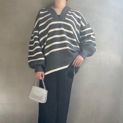 Deep V-neck knit【ハモミシノオトナフク】