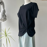 【ハモミシノオトナフク】Asymmetrical Twisted-Hem French-Sleeve Tee