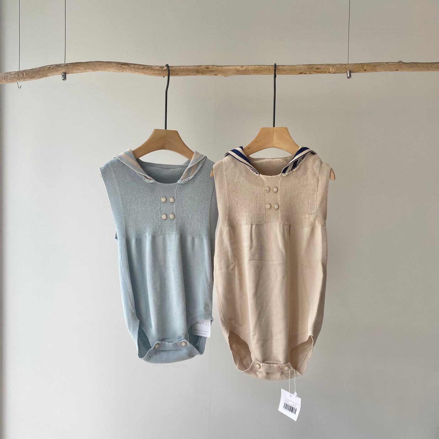 Sleeveless knit rompers(80.90cm)