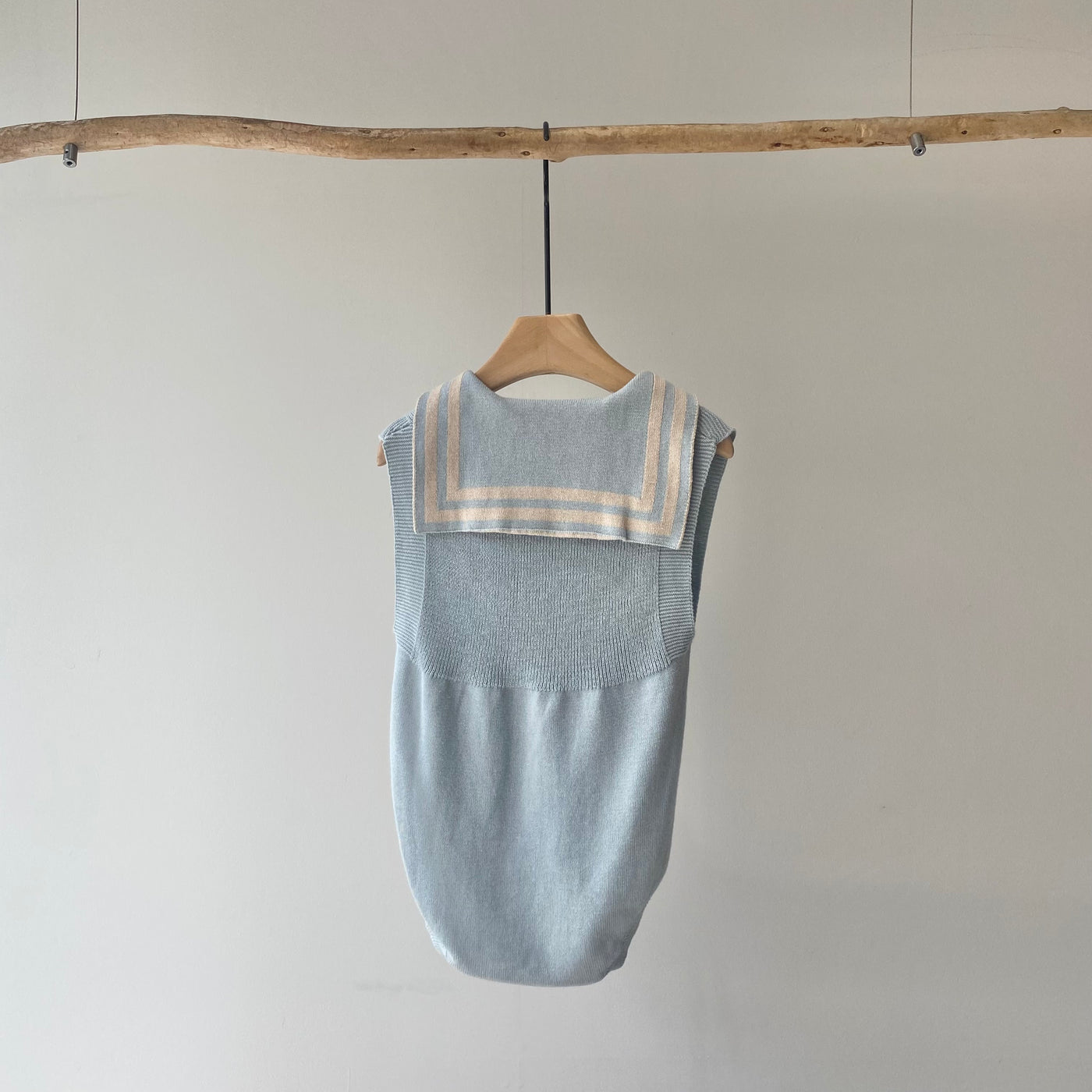 Sleeveless knit rompers(80.90cm)