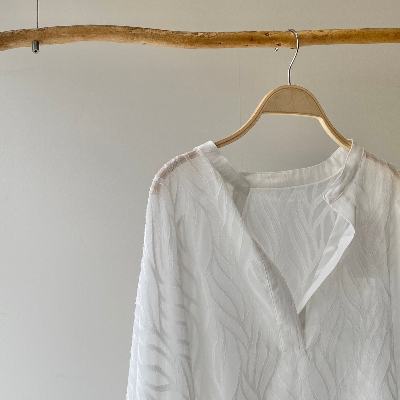 【ハモミシノオトナフク】Sheer Jacquard Poncho