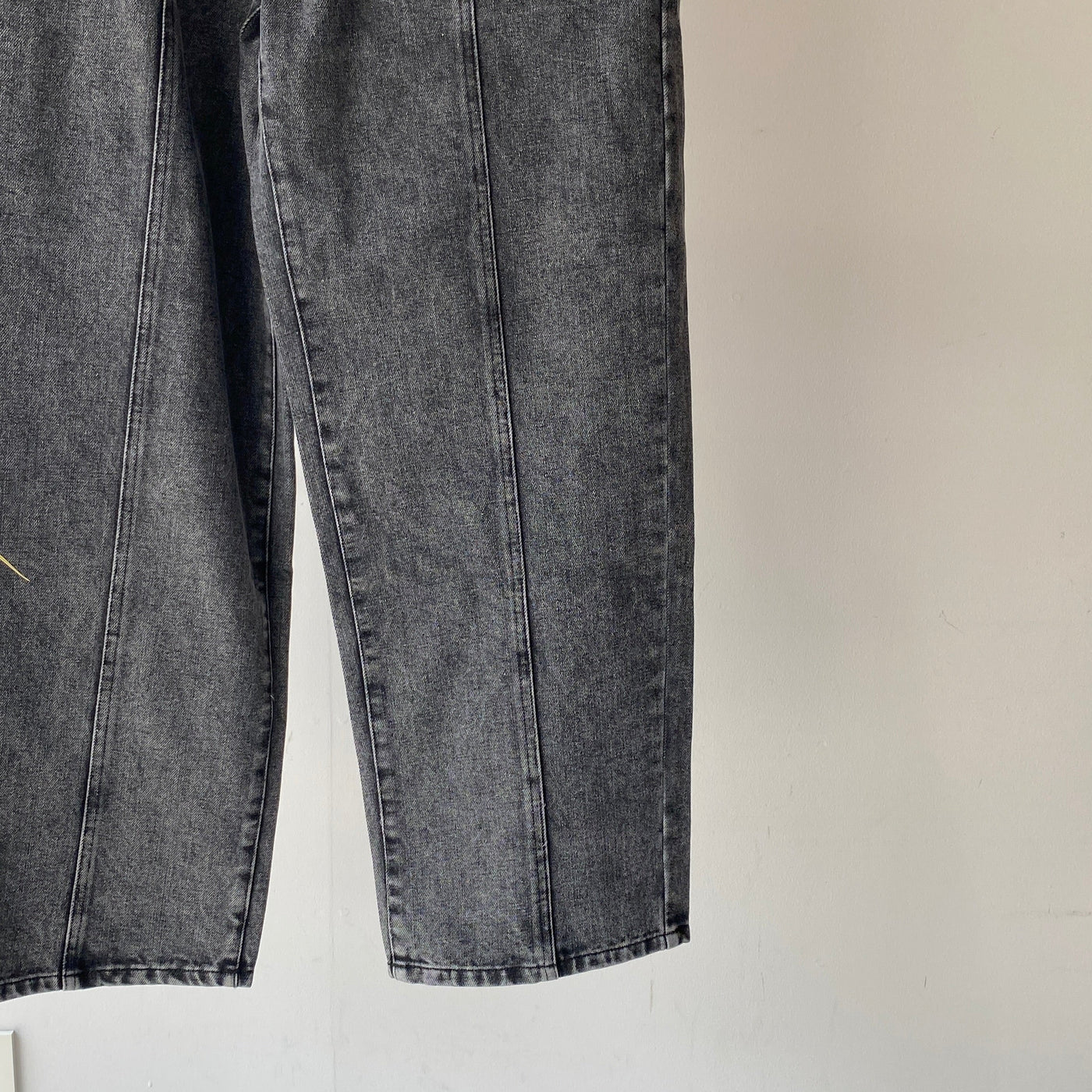 【ハモミシノオトナフク】Center-switched semiwide pants