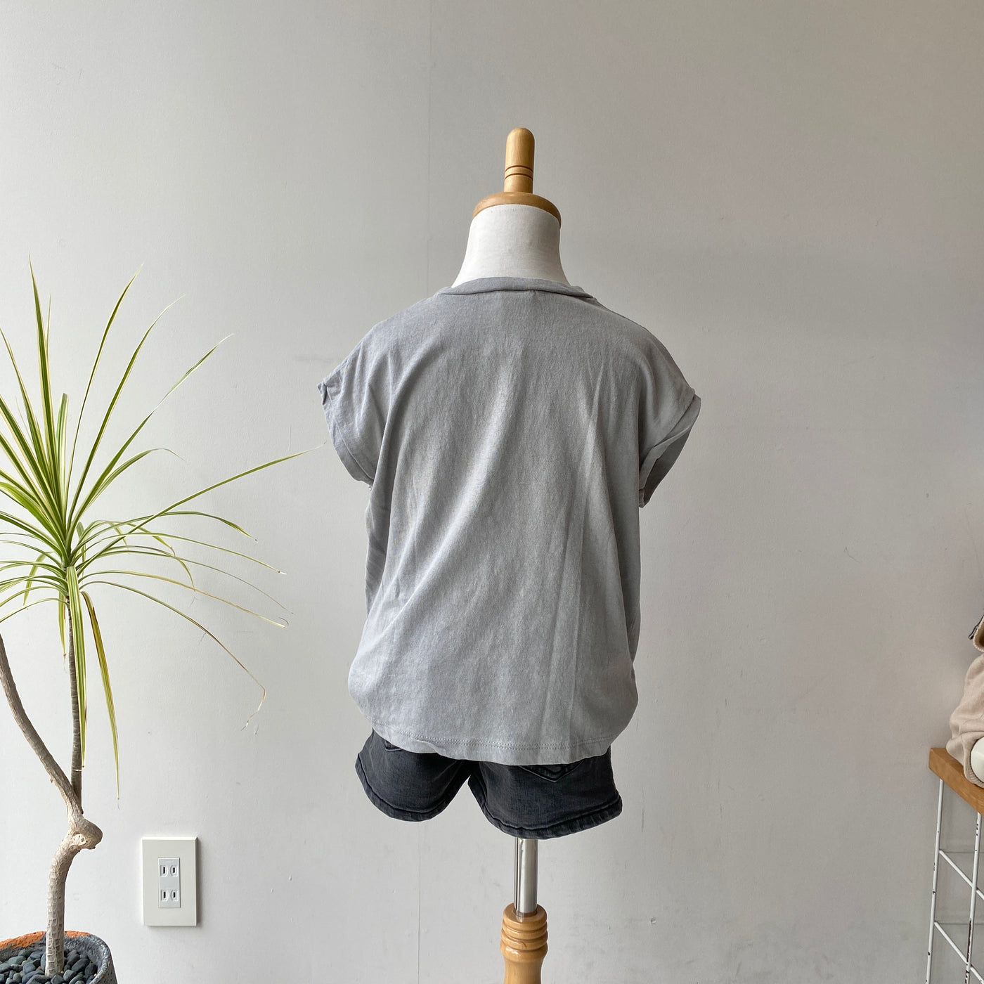 Simple no sleeve T-shirt(90~120)