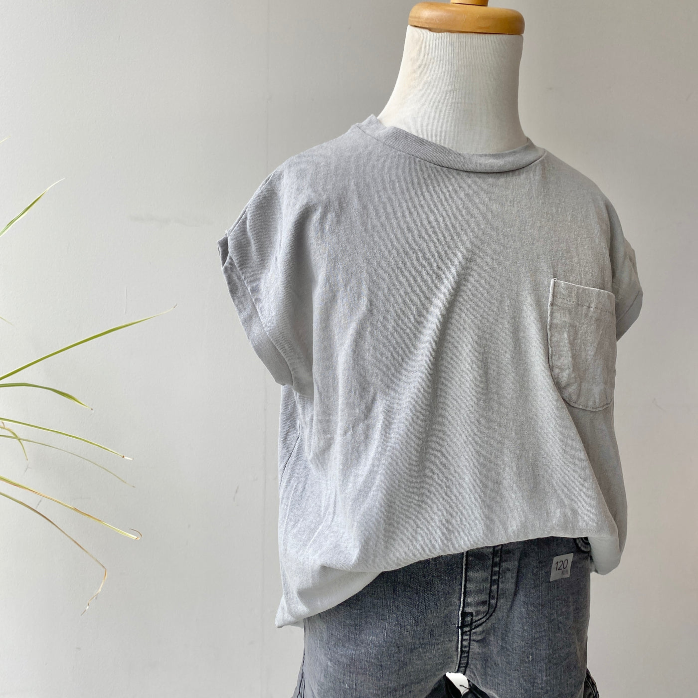 Simple no sleeve T-shirt(90~120)
