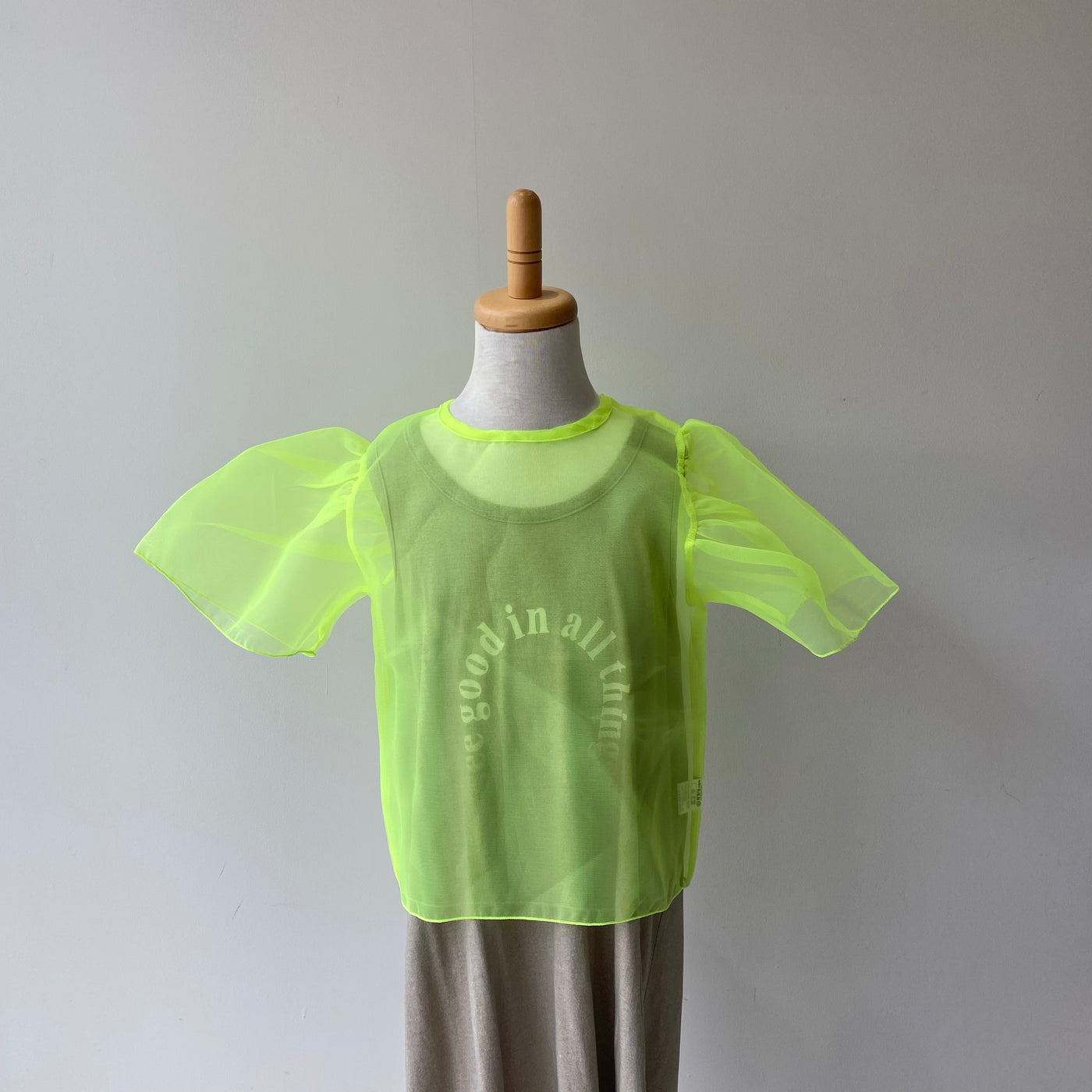 Puff sleeve blouse(80.90.110)