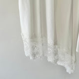 【ハモミシノオトナフク】Asymmetrical pullover  lace trim