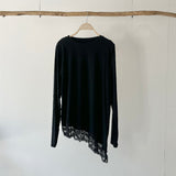 【ハモミシノオトナフク】Asymmetrical pullover  lace trim