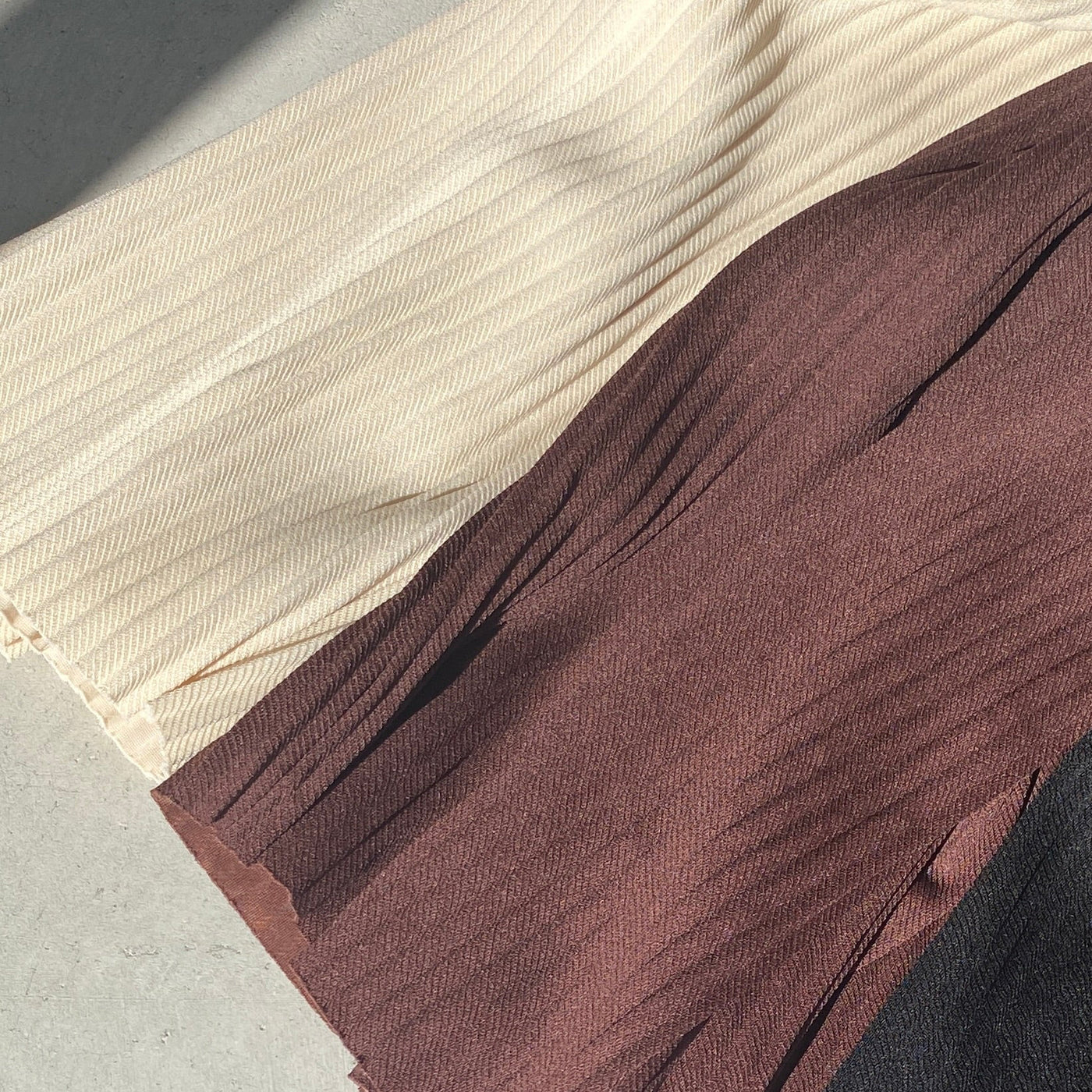 【ハモミシノオトナフク】Self cut pleated pants