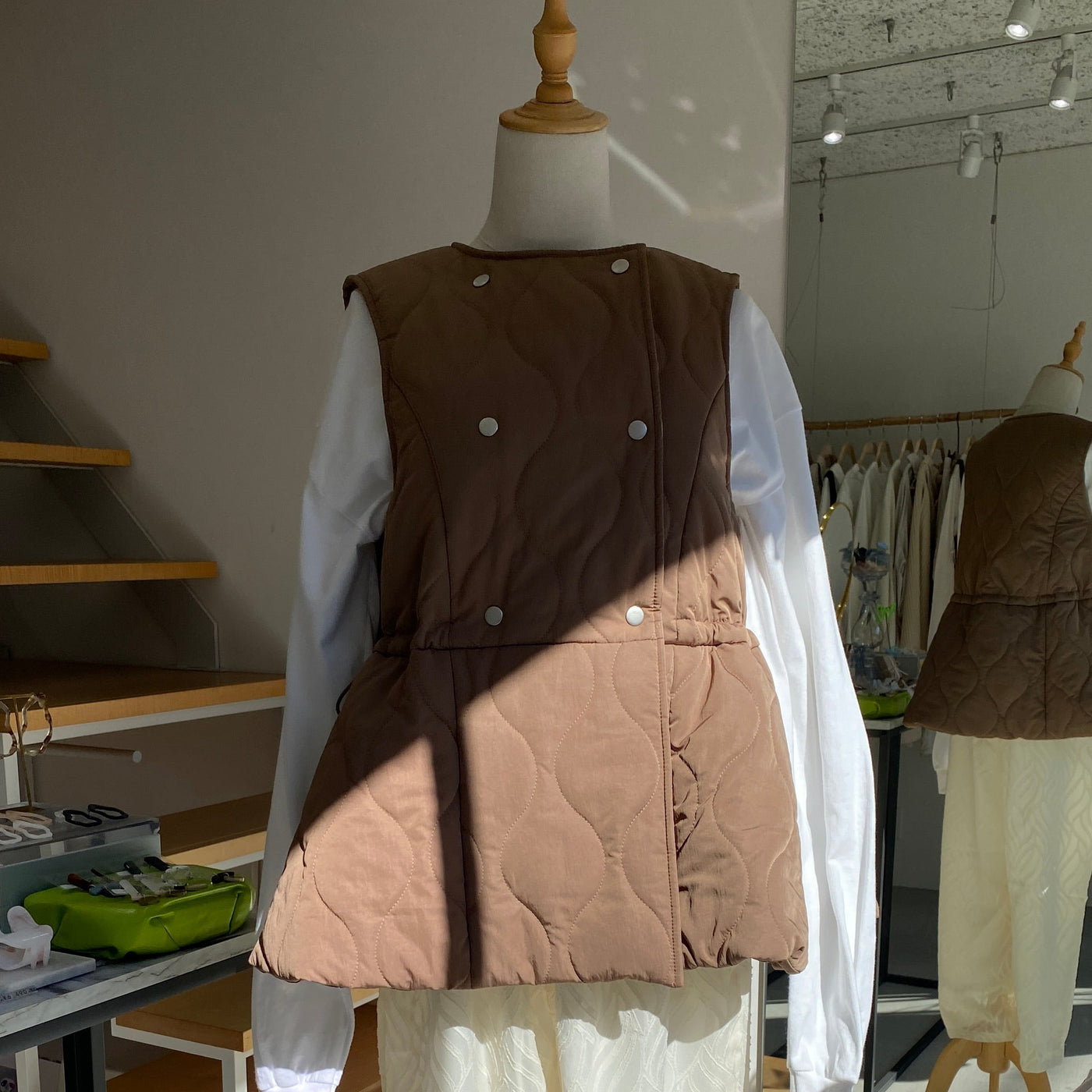 【ハモミシノオトナフク】Quilted flared vest