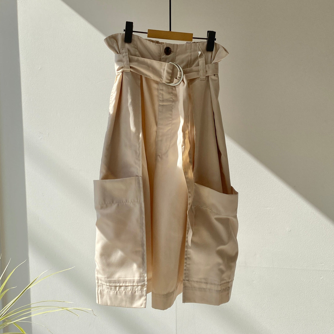 High waist tuck half pants【ハモミシノオトナフク】