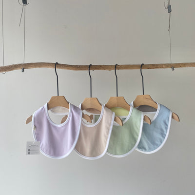 Baby bib circle