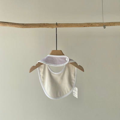 Baby bib circle