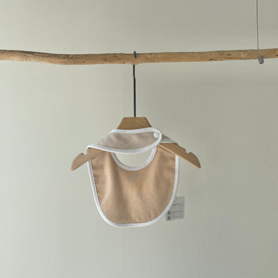 Baby bib circle