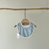 Baby bib circle 