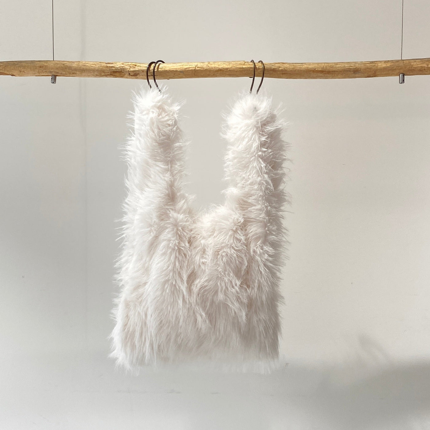 【ハモミシノオトナフク】Faux fur tote bag