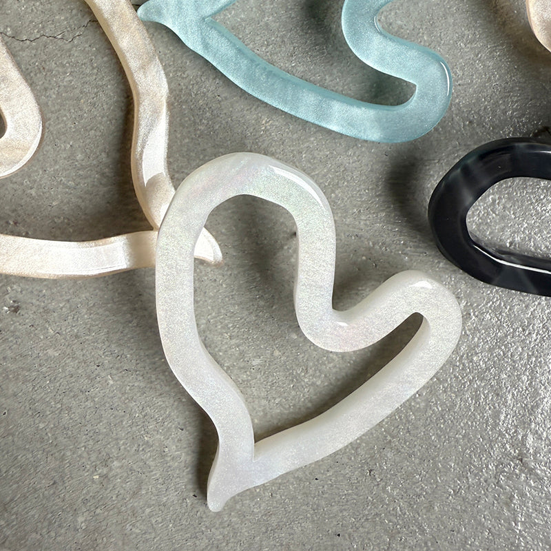 Big Love pierce – アクリルアクセサリー・日本製・チタンピアス