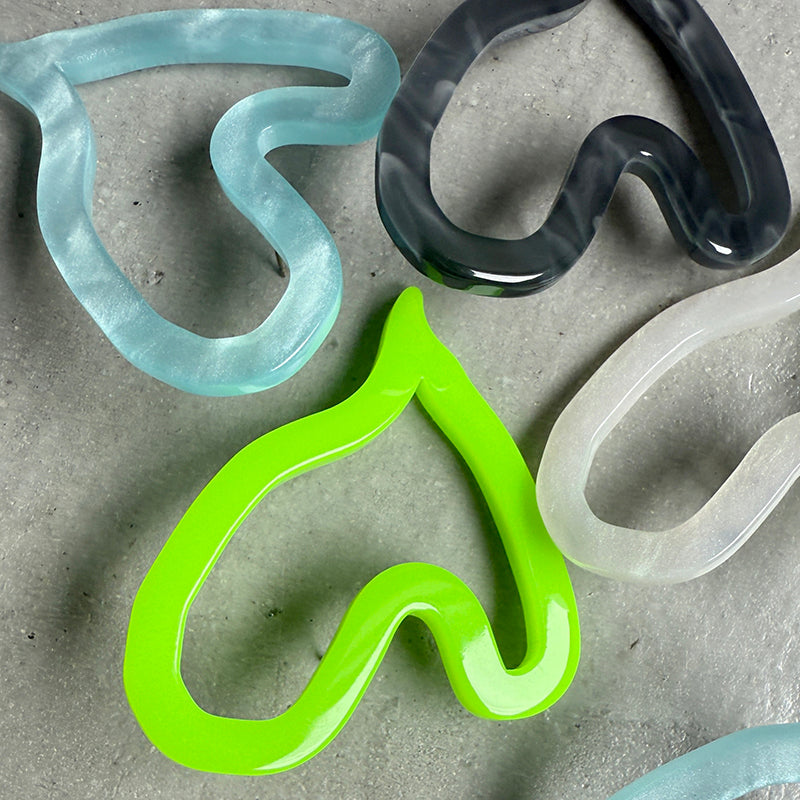 Big Love pierce – アクリルアクセサリー・日本製・チタンピアス｜sAn