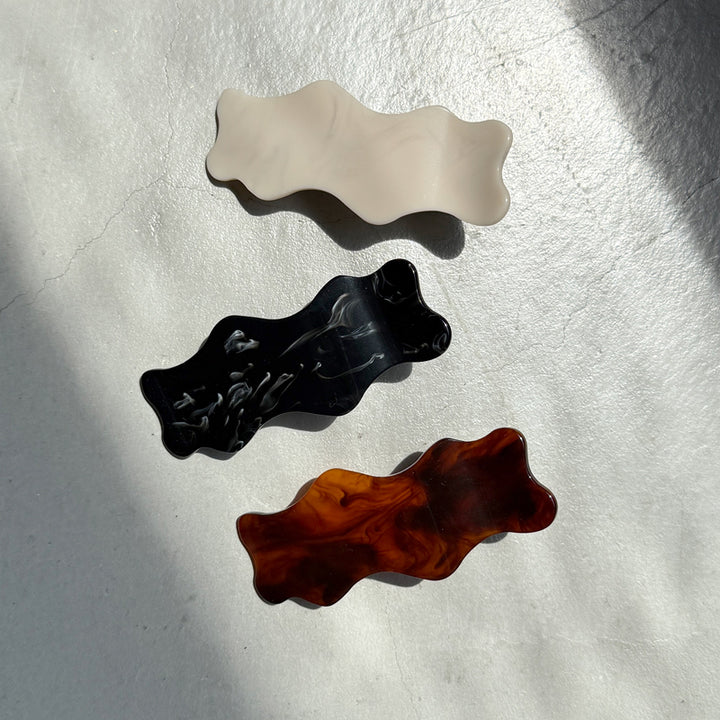 Ola hair clip – アクリルアクセサリー・日本製・ヘアアクセサリー