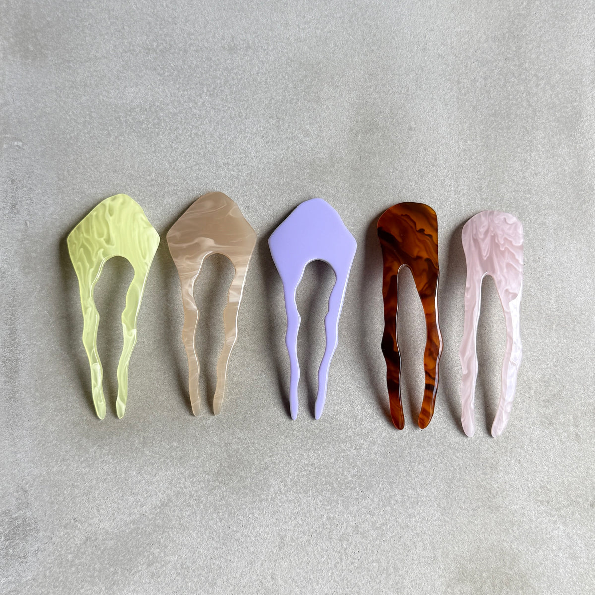 Coming soon...　Hair Stick Perch