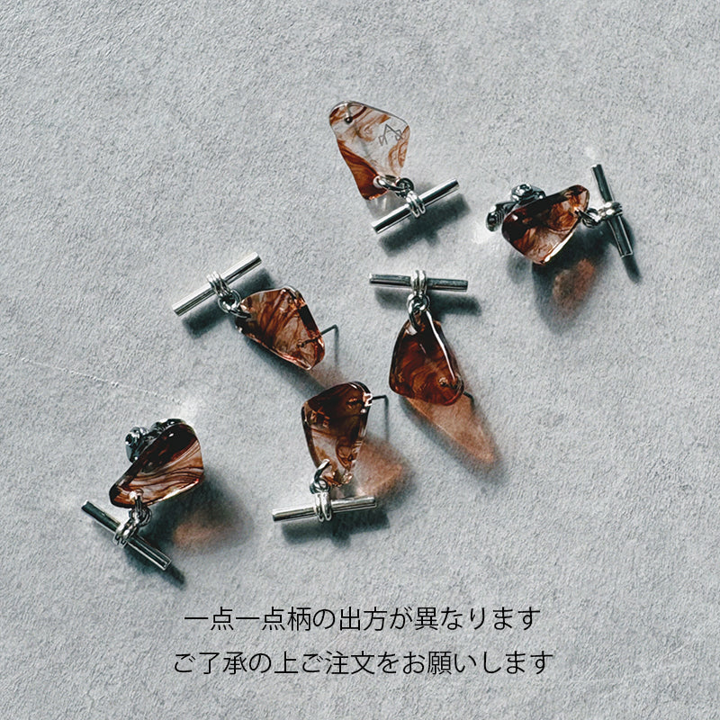 Knot アクリルアクセサリー・日本製・チタンピアス｜sAn