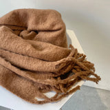 Thick fringe plump muffler [Hamomishi no Otonafuku]