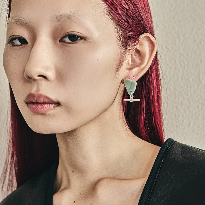 ピアス a231 Knot アクリルアクセサリー・日本製・チタンピアス｜sAn