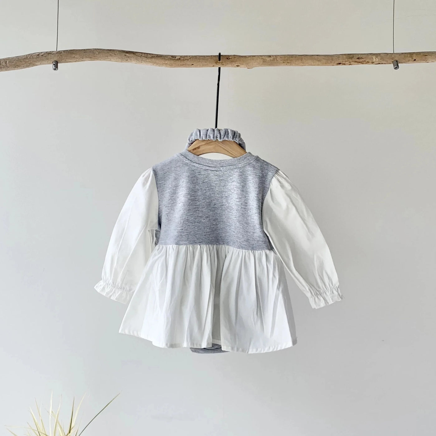 Skirt rompers (90cm) 