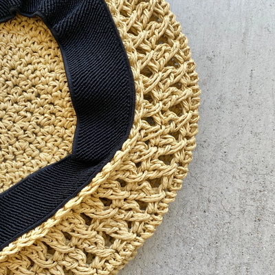 paper openwork beret