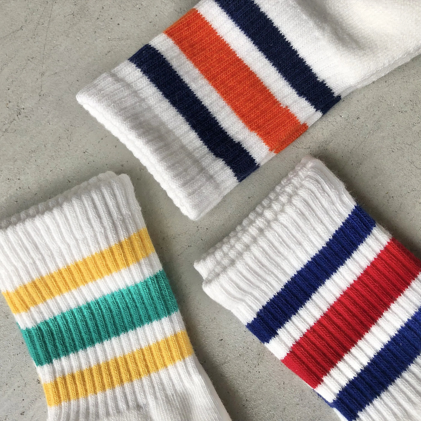 monami socks