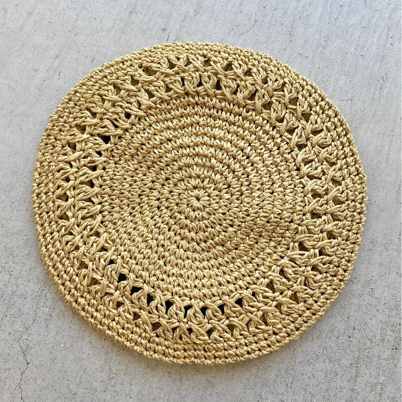 paper openwork beret