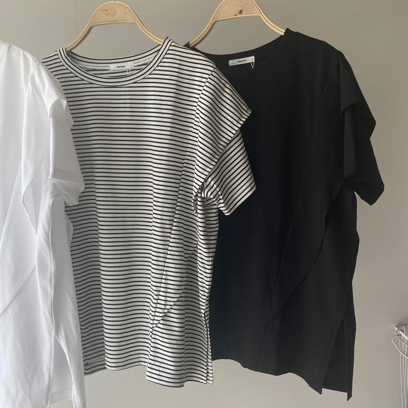 Side frill T-shirt【ハモミシノオトナフク】
