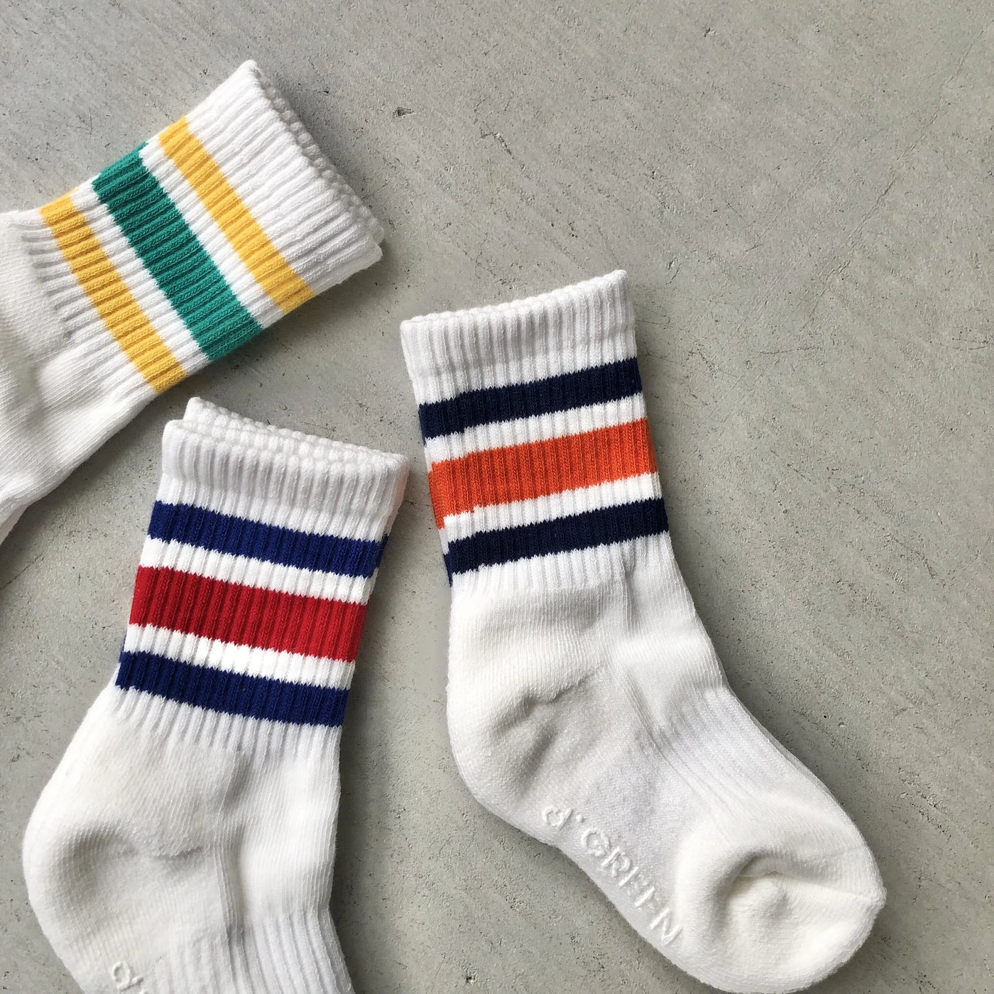 monami socks