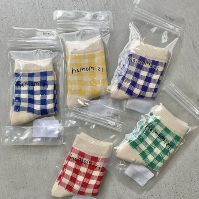vivid check socks dig