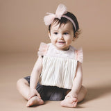 【Niva】肩チュールとストライプレースのコンビネーションスタイ